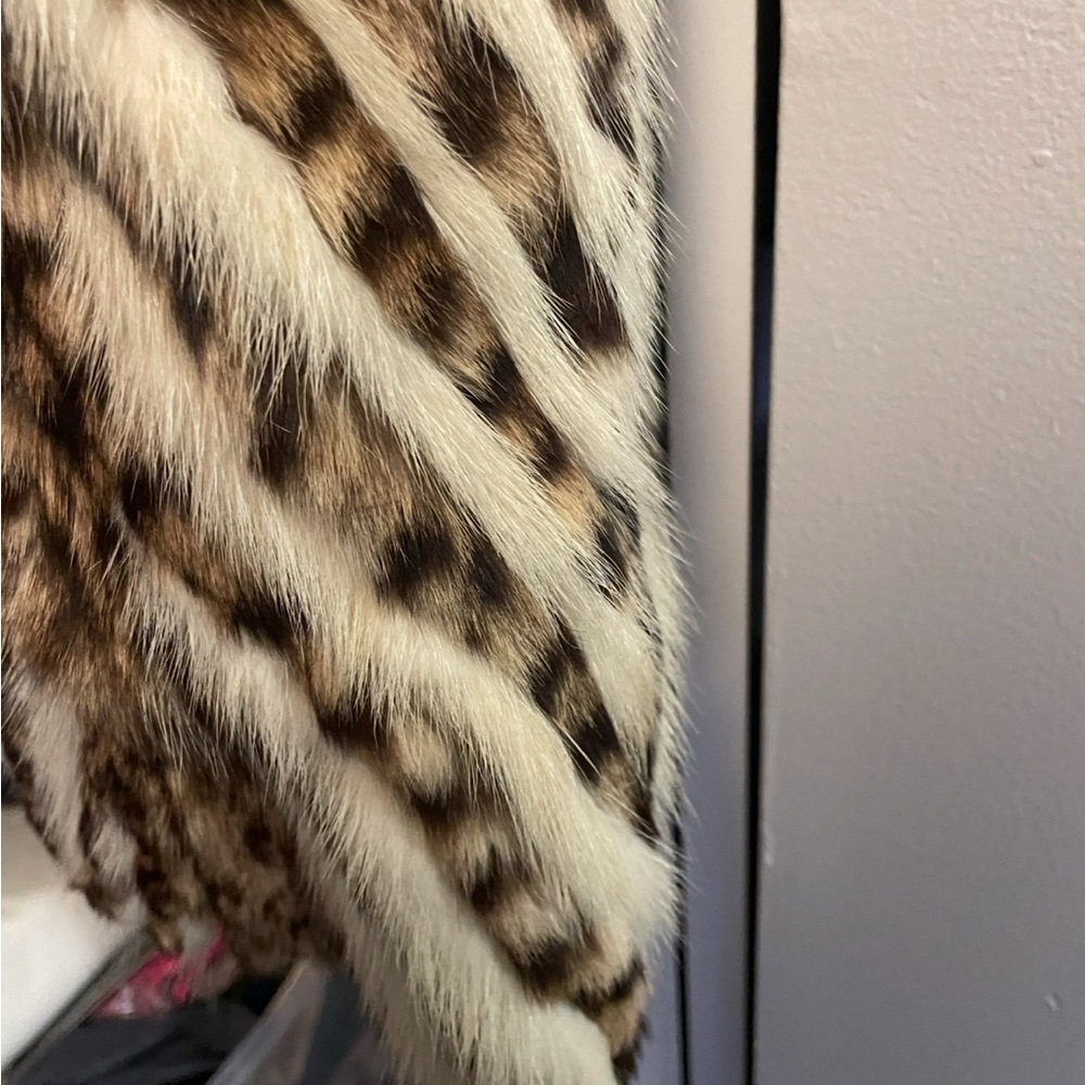 ๐VINTAGE , Genuine Leopard Fur Coat RARE ! Size X Small VERY RARE SOLD - Picture 11 of 17